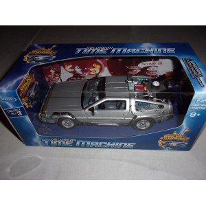 1/24 VOITURE DU FILM DELOREAN "RETOUR VERS LE FUTUR" EPISODE 2-1983-WELLY22441